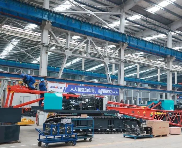 向着冲刺目标全力以赴!正式开工