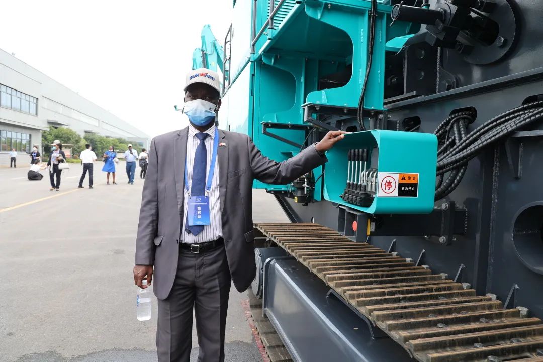 非洲驻华使节走访