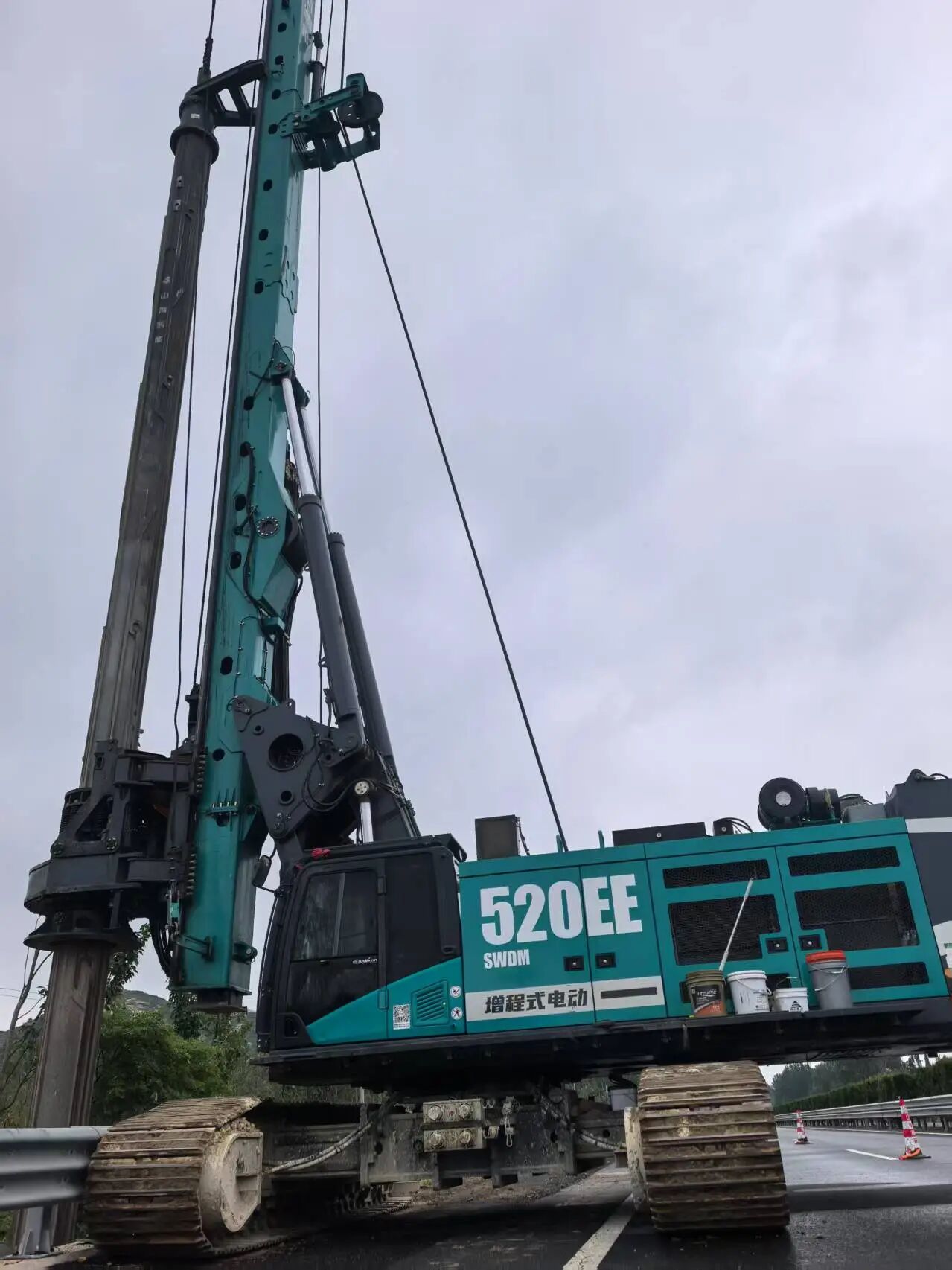 增程式电动旋挖钻机助力山东高速建设,绿色施工成效显著