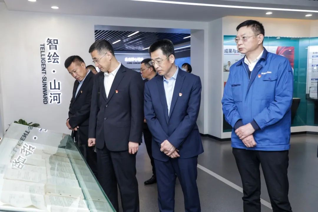 以党建促业务，以业务强党建——青岛西海岸公用事业集团考察
