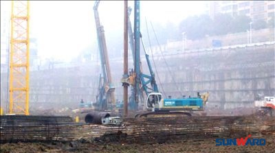 蛇年开门红 旋挖钻机扬威德思勤广场