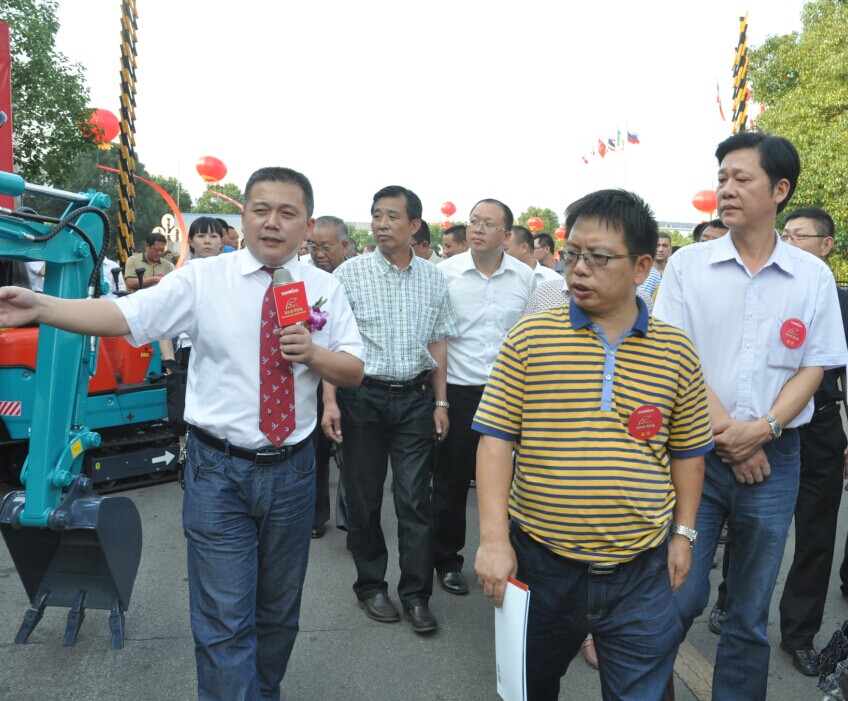 新征程 新跨越 十五周年庆典大会暨新产品新技术交流会隆重举行