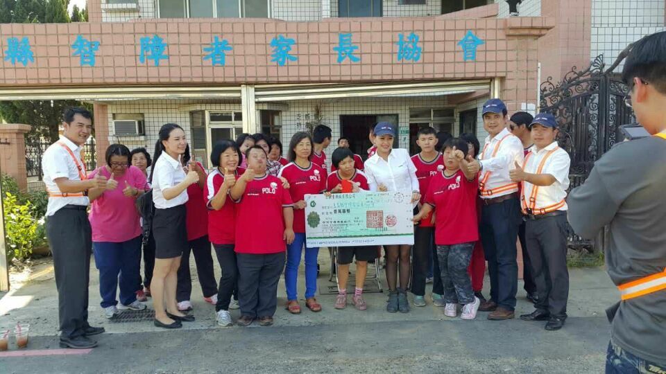 嘉義市长大赞挖掘机环台义举