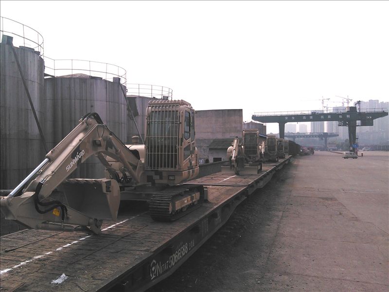 SWE80E-G高原型挖掘机正式列装献礼国庆