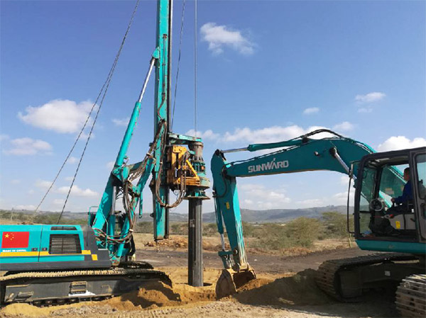 入岩神器在东非肯尼亚获赞，人好设备好