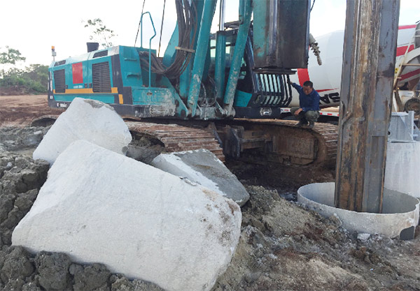 入岩神器在东非肯尼亚获赞，人好设备好