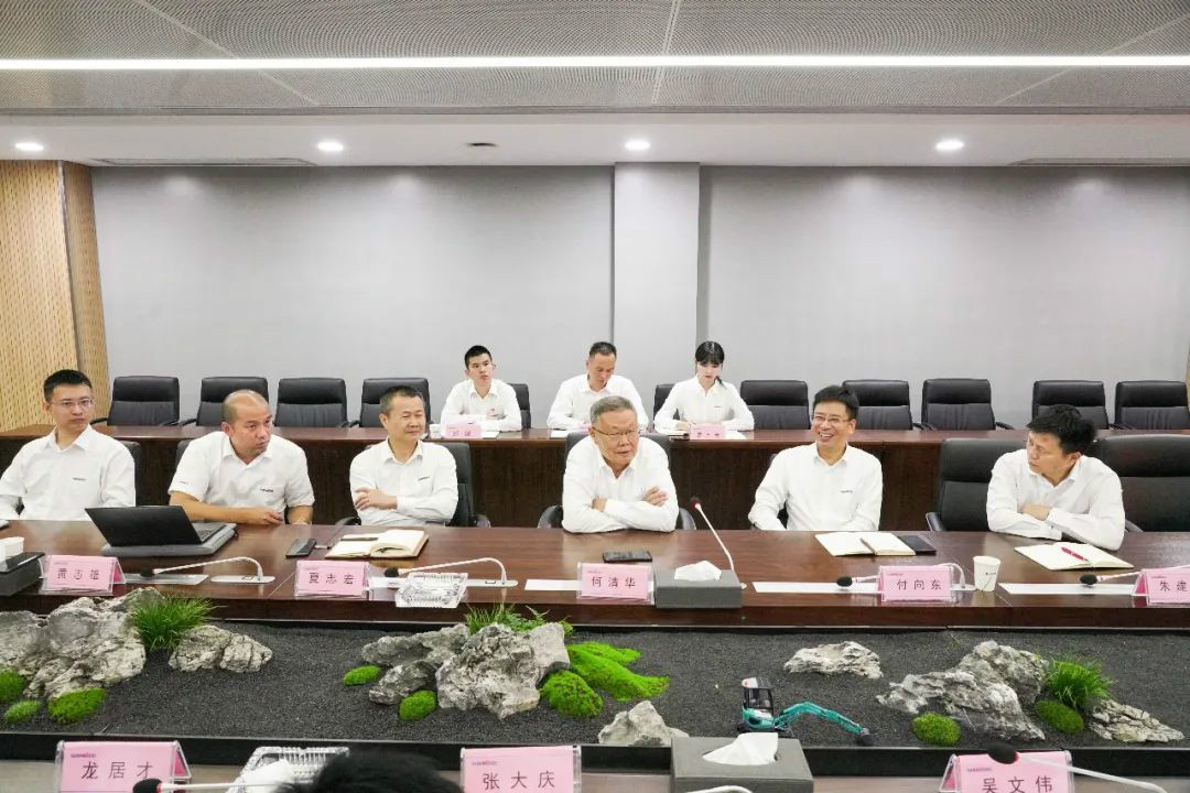 第一时间传达学习贯彻习近平总书记考察的重要讲话精神