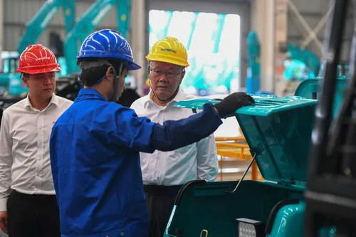 “智慧工厂”引领“生产节拍”——智能一探究竟