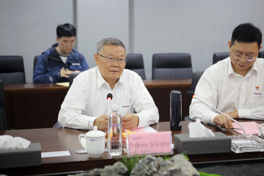 老挝长沙总领事本·印塔巴迪考察