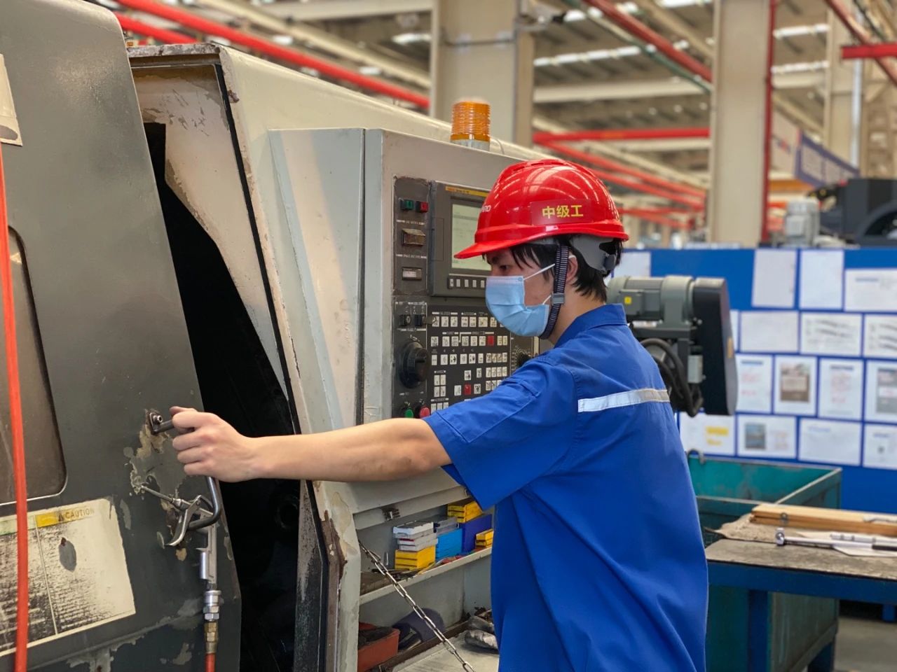 严格防控！牢筑防疫“长城”