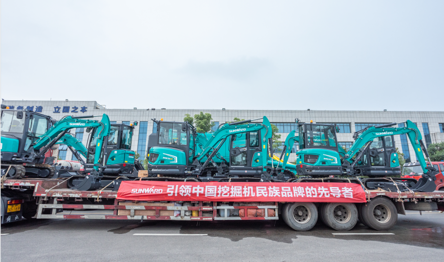 里程碑！出口欧洲第20000台暨大型挖掘机批量交付仪式成功举行