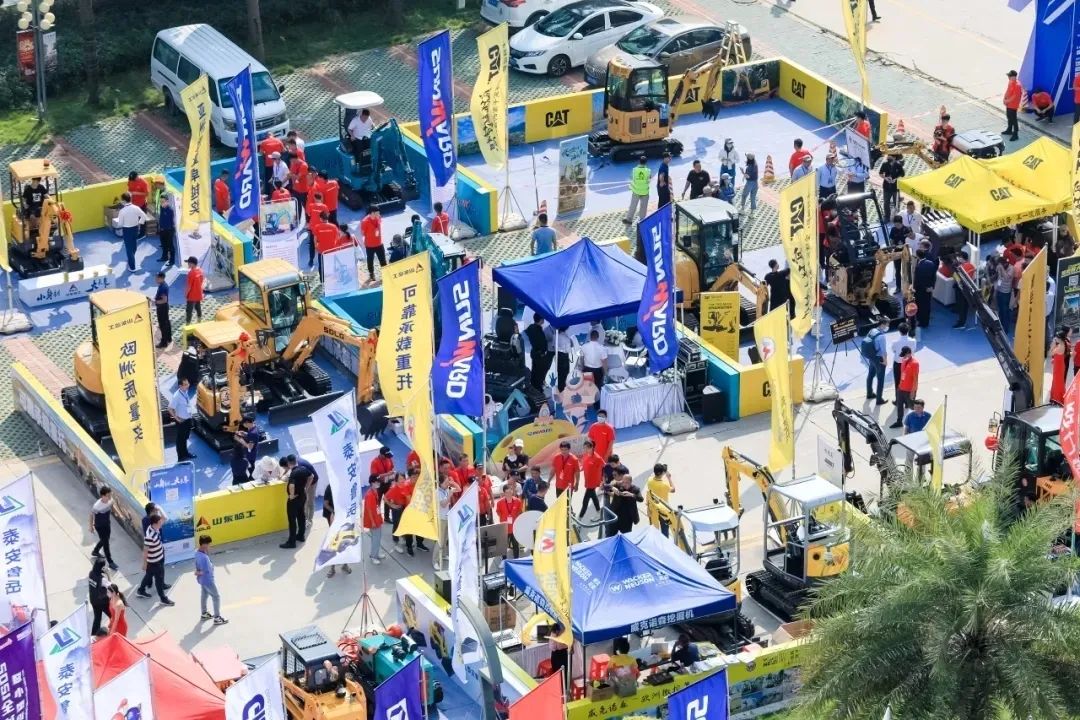 共享微挖新视界！微挖三大王牌产品齐聚2021全球微挖大会