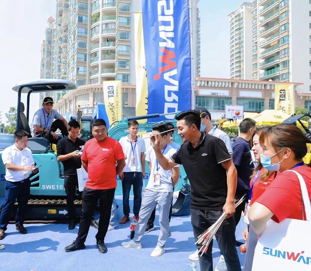 共享微挖新视界！微挖三大王牌产品齐聚2021全球微挖大会