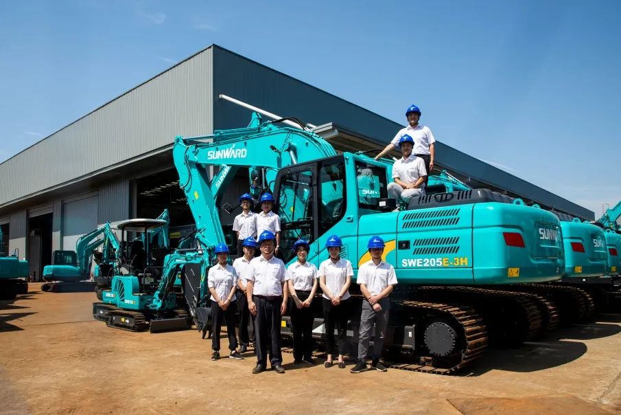 你好 2022！再见 2021！我与共成长