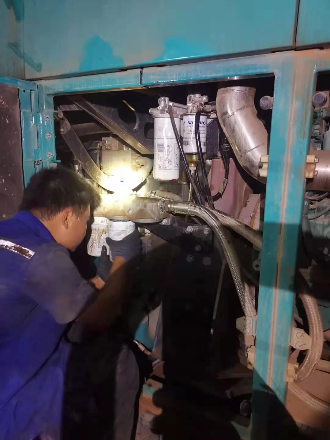 “创造施工奇迹！”他们和“超级桩备”一起助建燕矶长江大桥