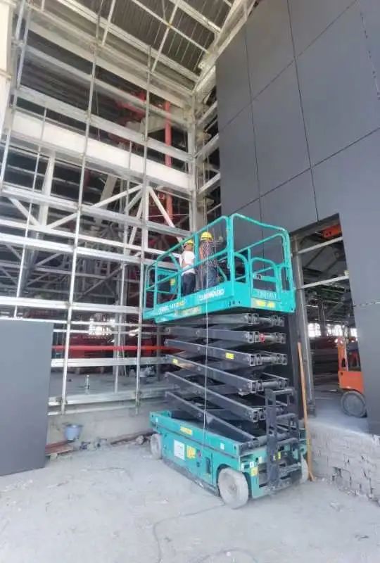 众志成城抗疫情！高空机械助力惠州方舱医院建设