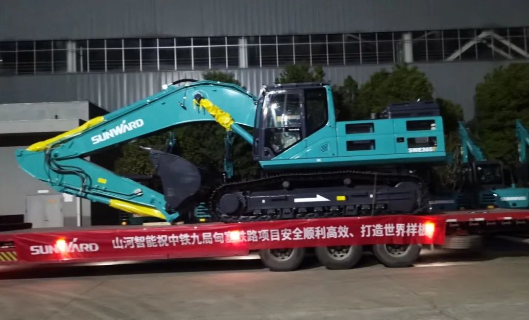 共建“一带一路”！携手中铁九局助力匈塞铁路建设