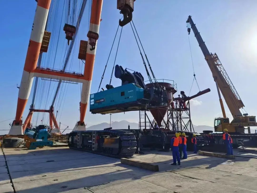 首桩开钻！超级旋挖实力助建世界最大跨度公铁两用大桥