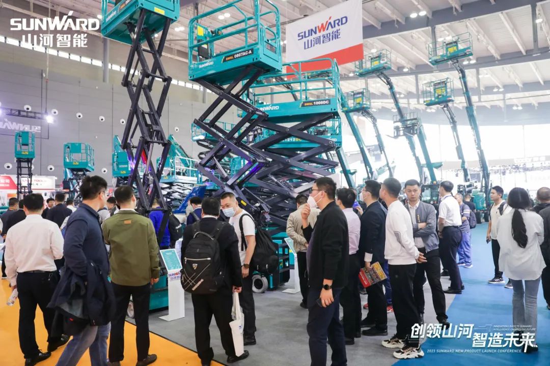 聚焦电动化、智能化！全系列高空机械产品亮相长沙展