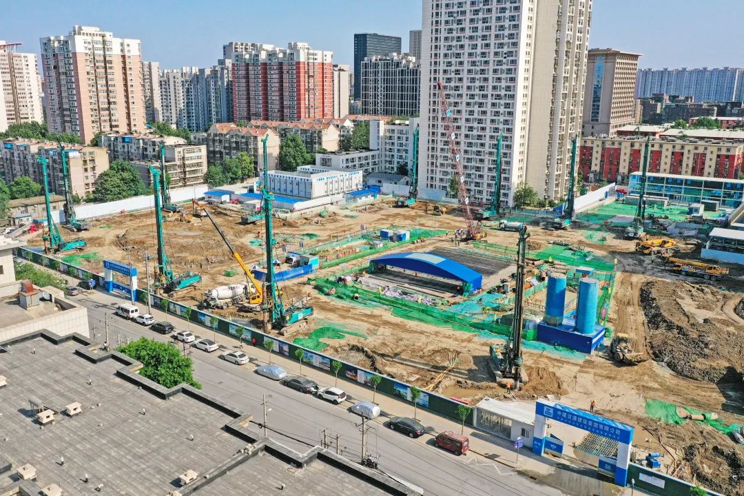 闪耀首都！旋挖钻机集群助力民生工程