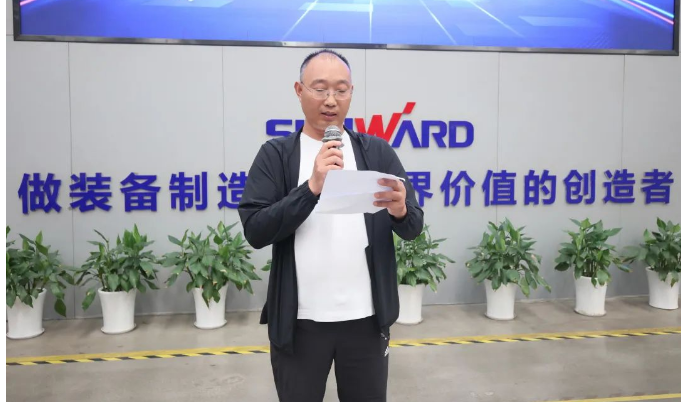 助力“双碳”、绿动未来！增程式电动旋挖钻机、液压混合动力旋挖钻机齐交付