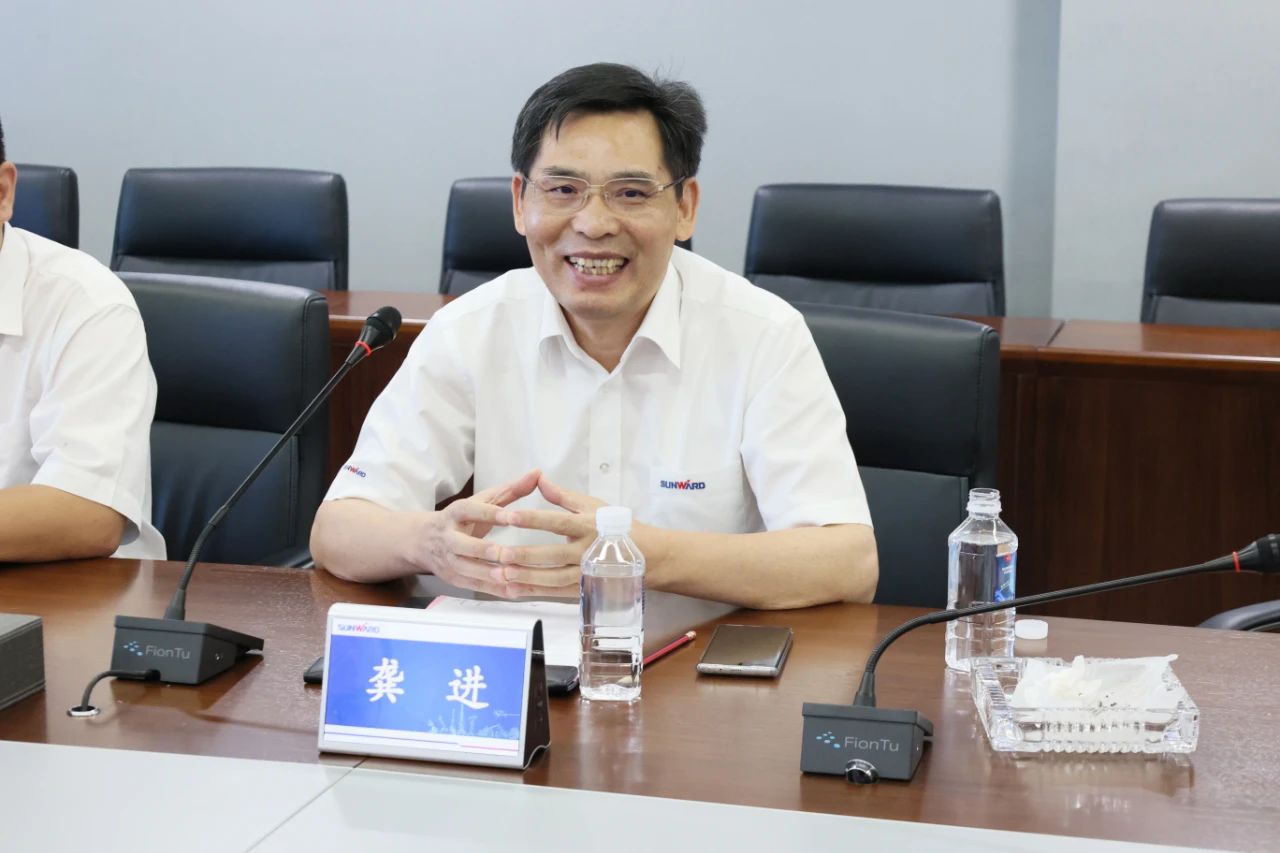 永青科技集团董事长胡晓东带队到访