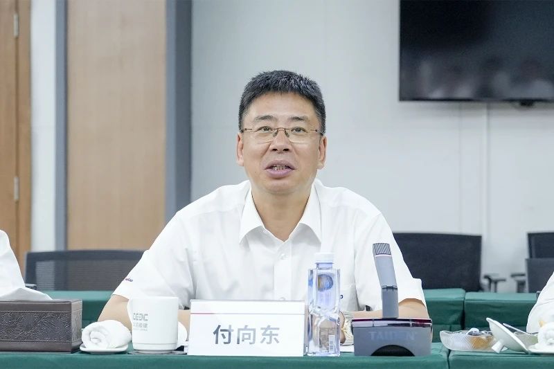与易普力公司深化战略合作，共筑混装设备技术转化新标杆