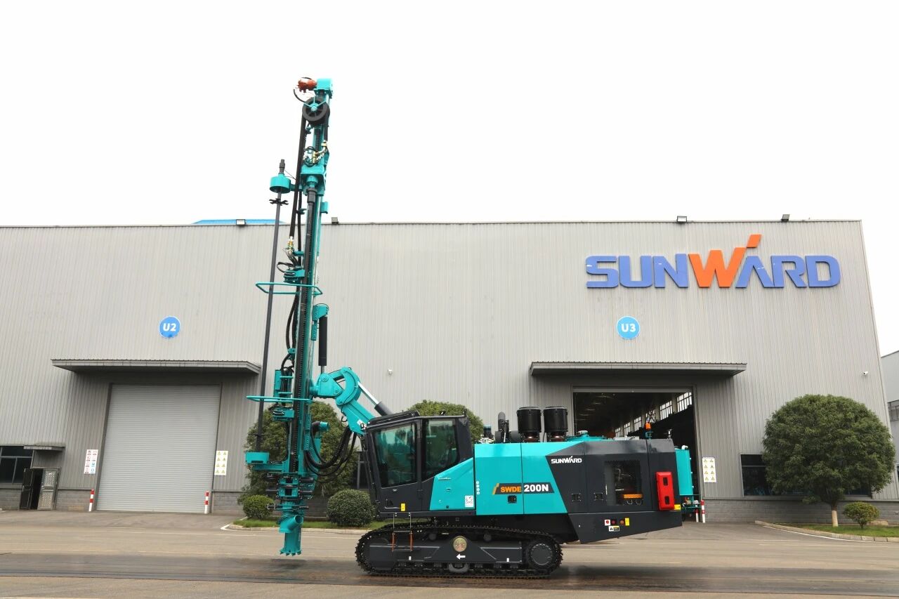 挑战高海拔高寒工况，臂式潜孔钻机登陆南美市场