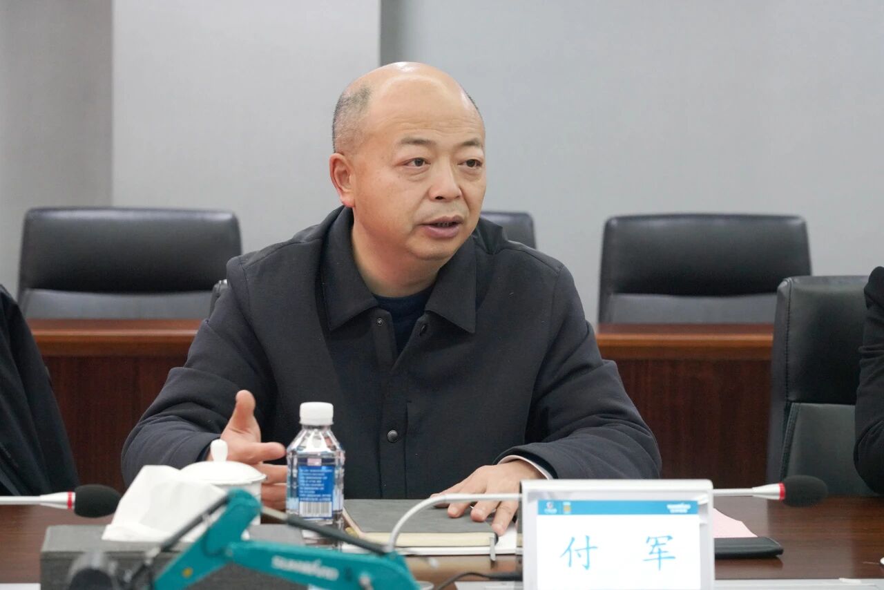 数智化现场混装铵油炸药车下线！与易普力携手共筑智能矿山新篇章